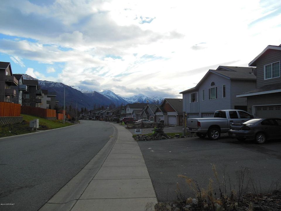 2nd image of 20614 Icefall Dr