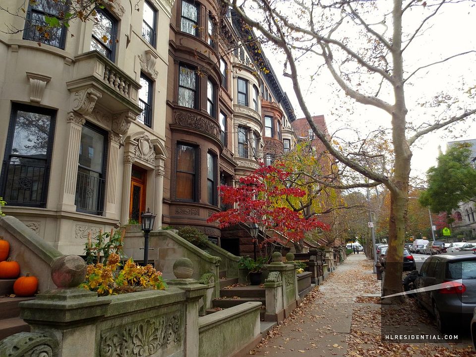 1st image of 557 1st St #1