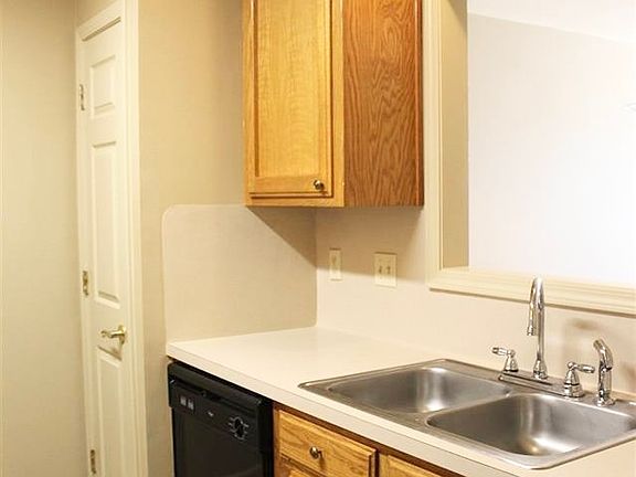 5th image of 57945 Joffrion St #4