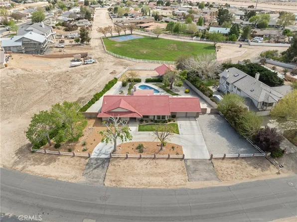 19005 Appaloosa Rd, Apple Valley, CA 92308