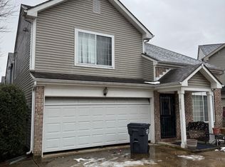 2400 Grand Fir Dr, Greenwood, IN 46143