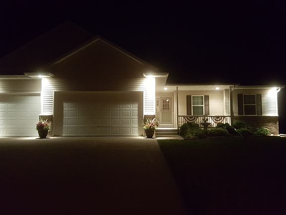 2nd image of 2430 Taylor Ave