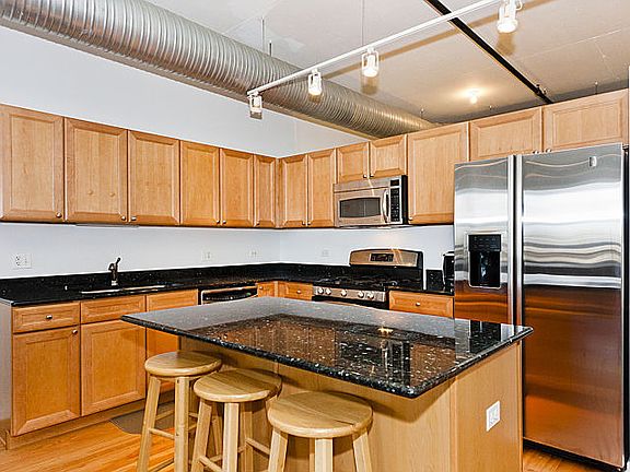 4th image of 849 N Franklin St Unit 1224