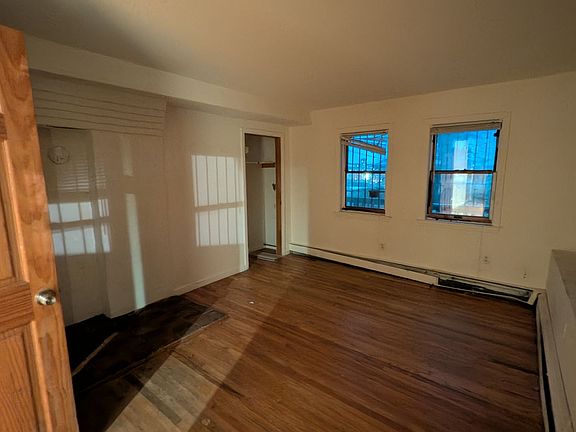4th image of 64 Fisher Ave #1