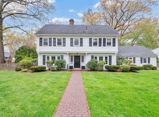 160 Ellington Rd, Longmeadow, MA 01106