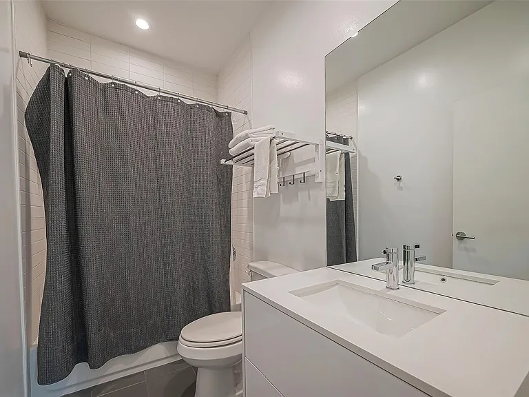 3513 Bell St — Photo 14