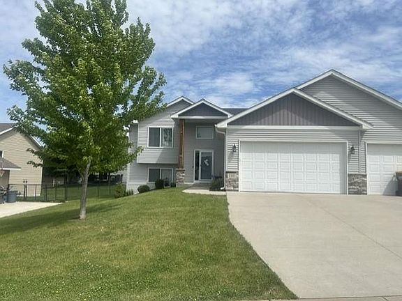 3rd image of 1107 Tikalsky St SE