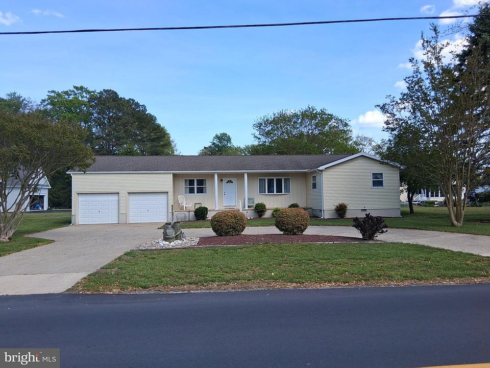 1st image of 37072 Club House Rd