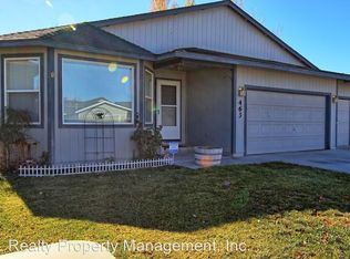 463 Jennys Ln, Fernley, NV