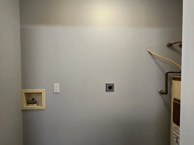 114 N Prairie Rd — Photo 11