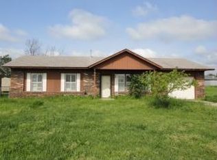 105 Wade Dr, Holdenville, OK 74848
