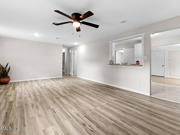 5th image of 2102 W 14TH Street