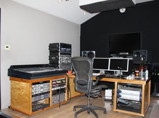 12261 Miranda St, Valley Village, CA 91607