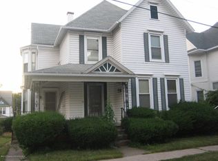 19 Washington St, Carbondale, PA 18407