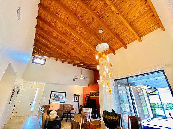 5th image of 8001 N Royal Palm Circle