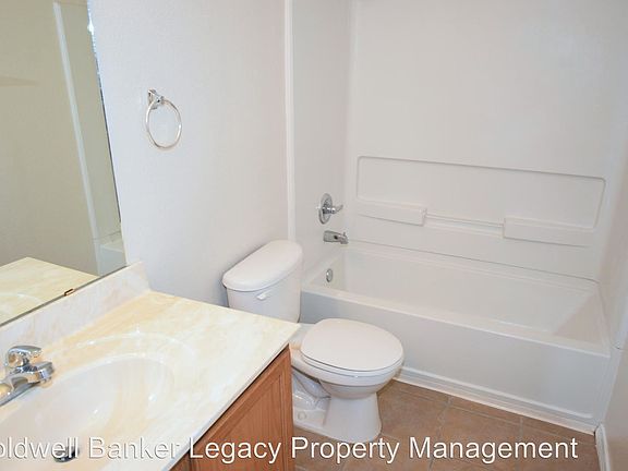 5th image of 8505 Vista Penasco Ave SW