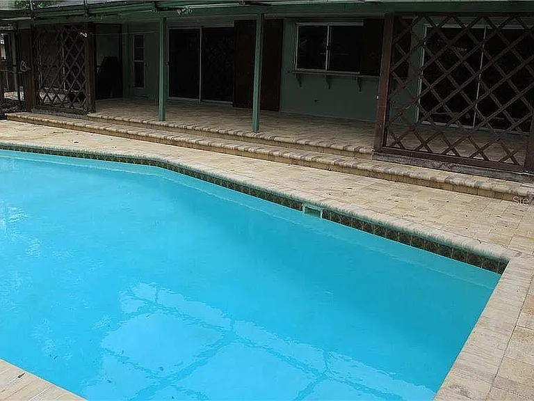 1939 Arvis Cir W — Photo 33