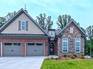 2810 Monarch Way, Winston Salem, NC 27106