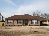 1st image of 325 Benjamin Dr