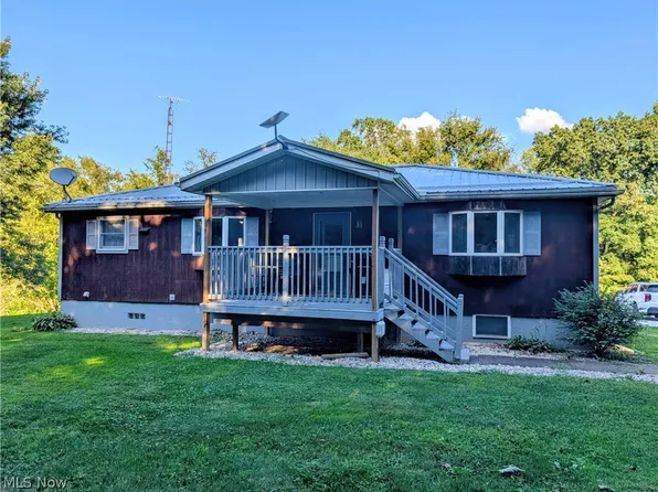 120 Glory Rd, Carrollton, OH 44615