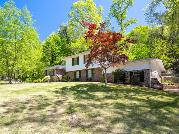 4802 Woodland Cir, Hixson, TN 37343