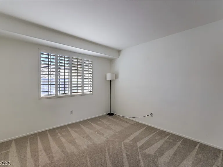 8136 Autumn Star Ave — Photo 15