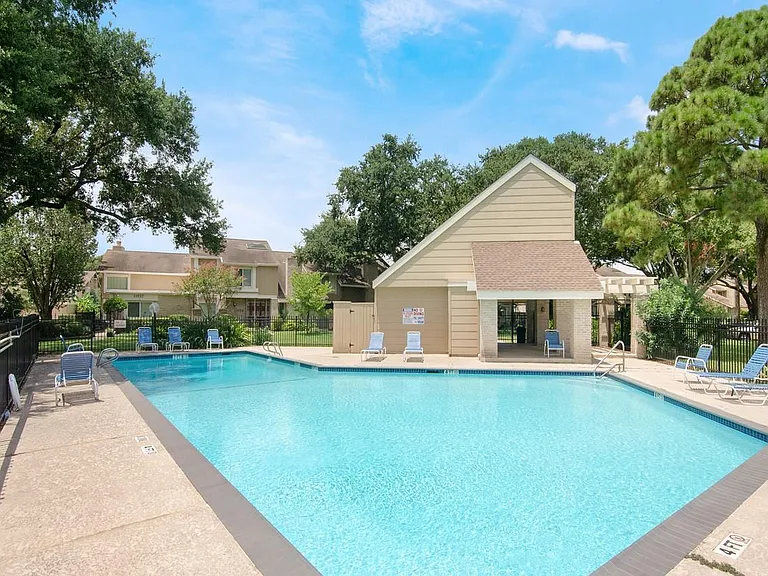 11681 Village Place Dr #257 — Photo 33