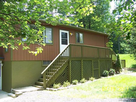 2nd image of 1332 Cambell Way
