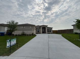 143 Bismarck Palm Cir, Portland, TX 78374