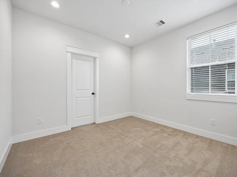 5406 Wheatley St #E — Photo 10