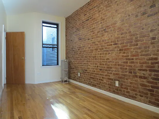 Rented by Parlor Real Estate Corp | media 10