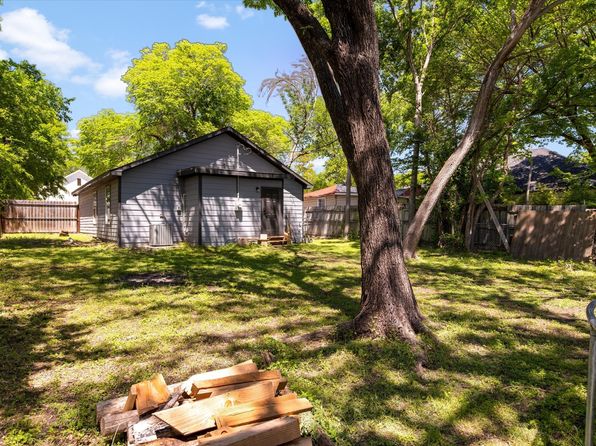 5209 Crowley St, Fort Worth, TX 76114