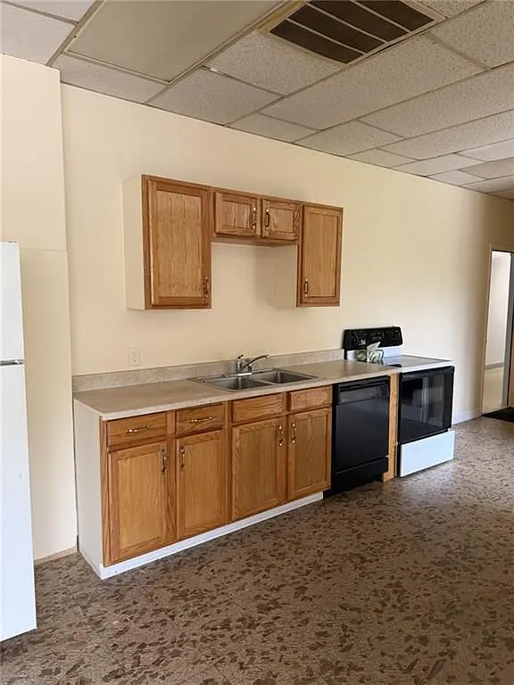 1 bed, 1.0 bath, 600 sqft, $1,300 — Photo 3