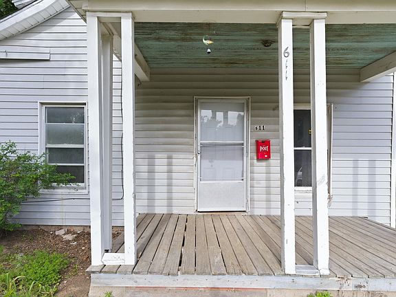 4th image of 611 S Hydraulic Ave