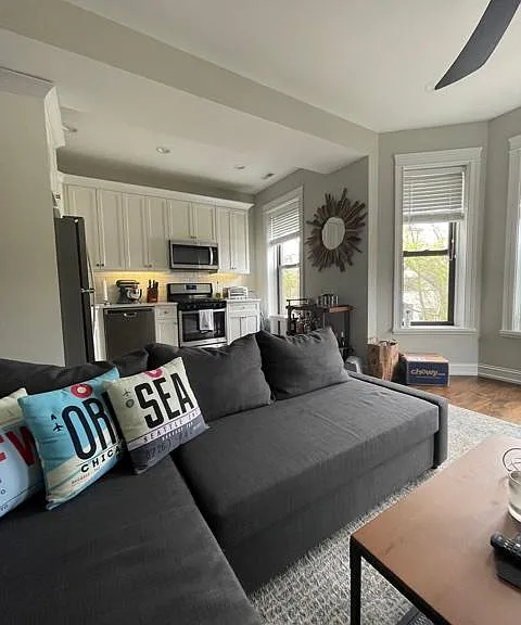 2441 W Thomas St #2N — Photo 7