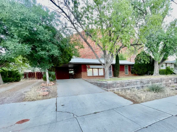 686 Diagonal St, Saint George, UT 84770