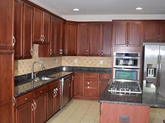 4th image of 23241 Hanworth St