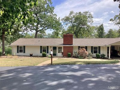 9448 Parklind Dr, Saint Louis, MO, 63126