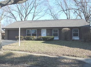 7795 Asbury Cir S, Hanover Park, IL