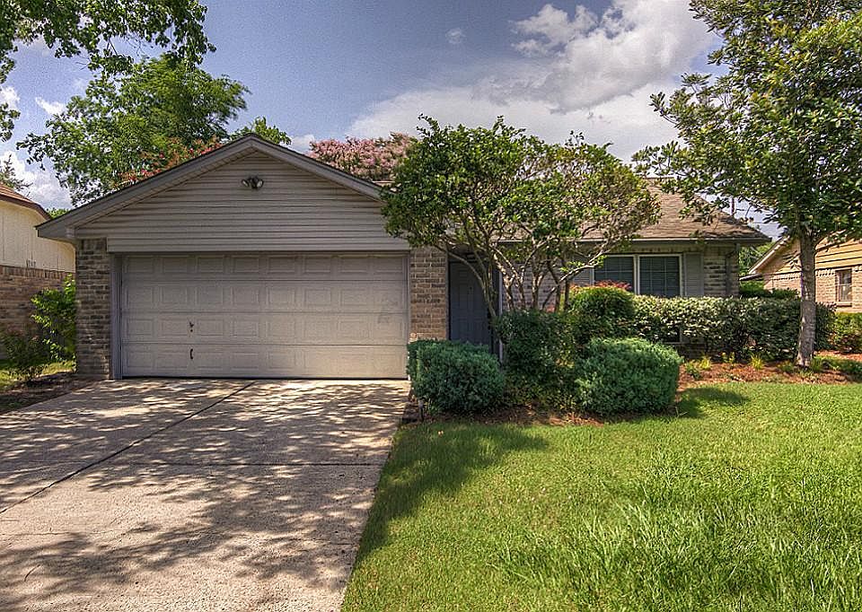 1st image of 9814 Peachridge Dr