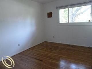5th image of 3132 E Bradford Dr