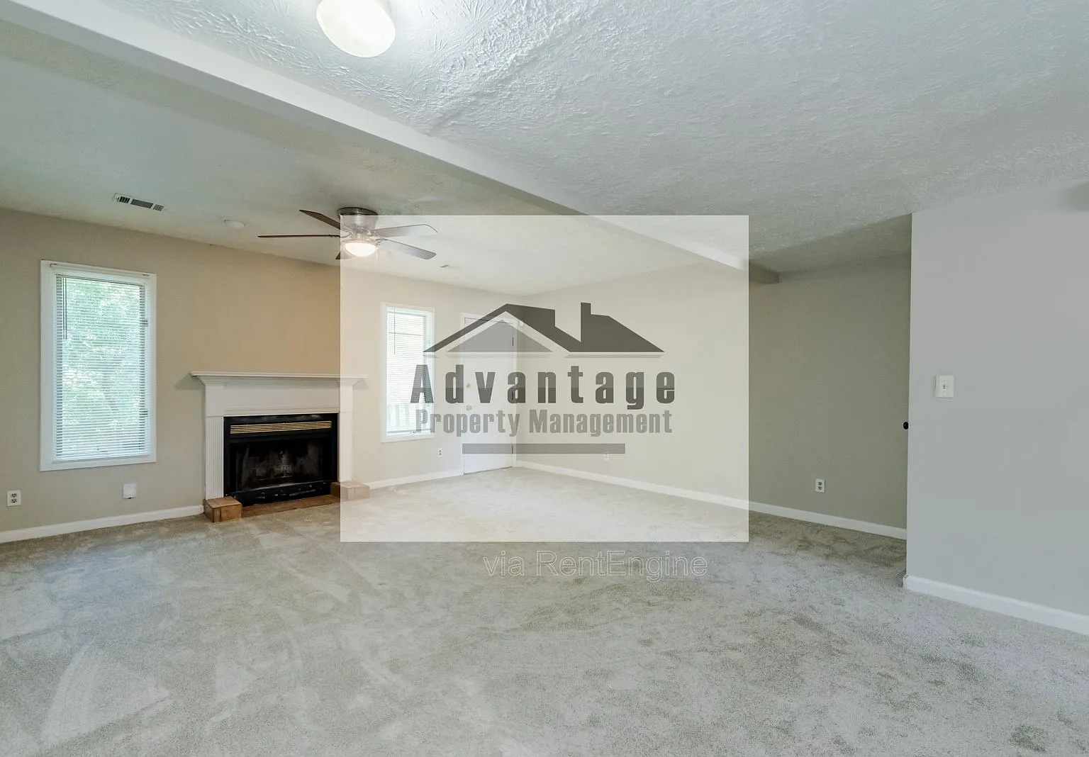 2 bed, 2.5 bath, 1218 sqft, $1,300 — Photo 3