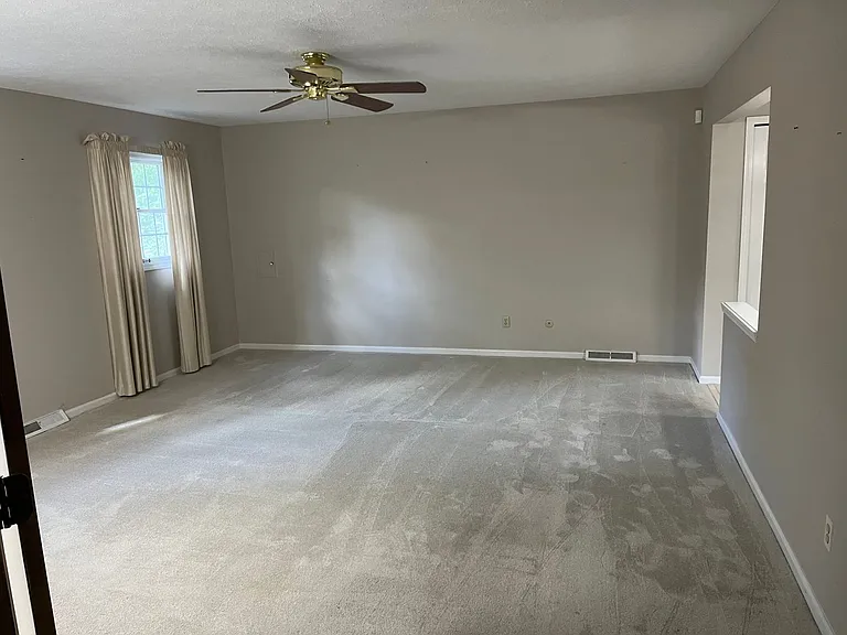 2259 Augusta Ct — Photo 30