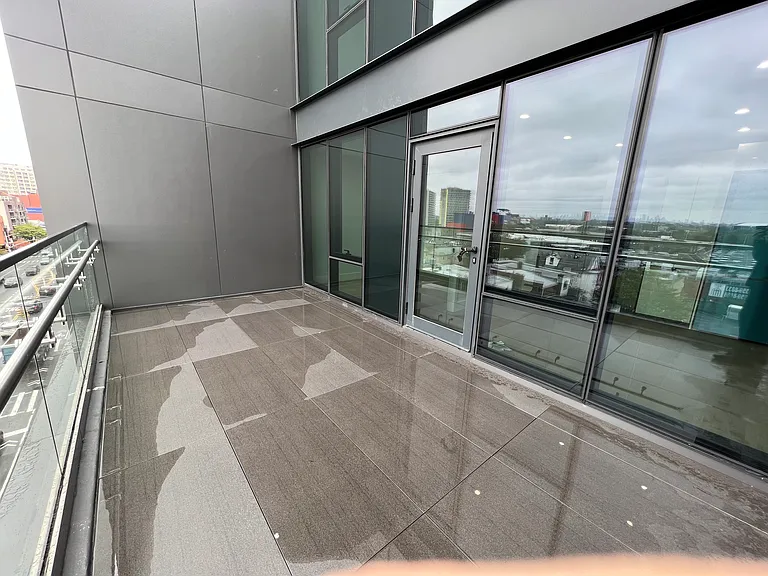 44 Fifteen College Point Blvd #5C — Photo 7
