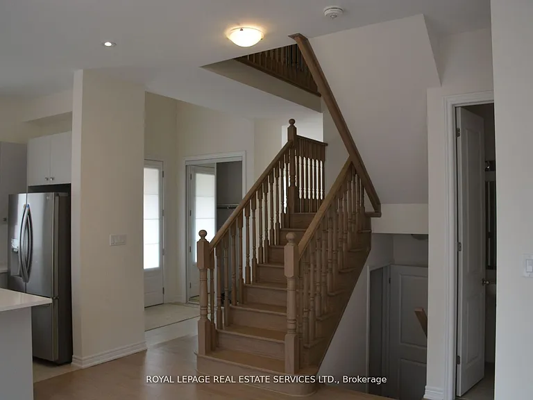 3934 Koenig Rd — Photo 7