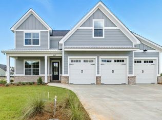 8414 Knotted Pine Ln, Tallahassee, FL 32312