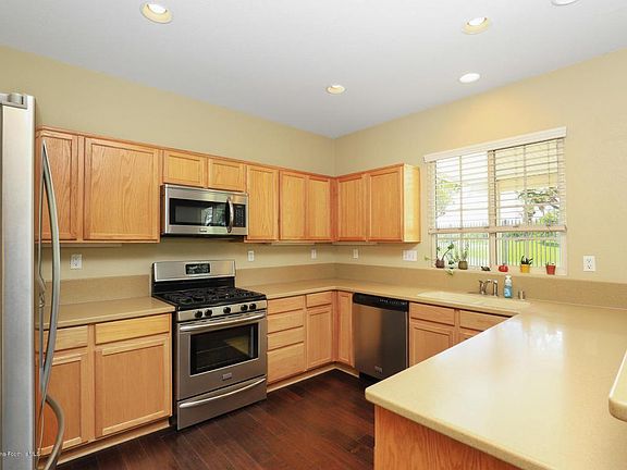 4th image of 16608 Pennard Ln