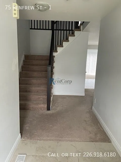 3 bed, 2.5 bath, $2,550 — Photo 2