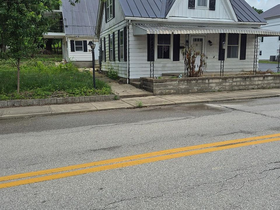 2nd image of 236 N 2nd St