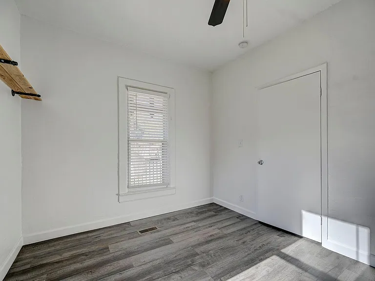 235 E Cornell Ave — Photo 14